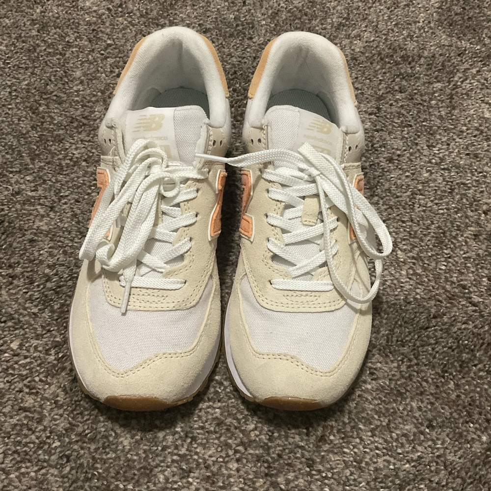 New Balance Women’s 574 V2 Restore Sneaker Beige and White